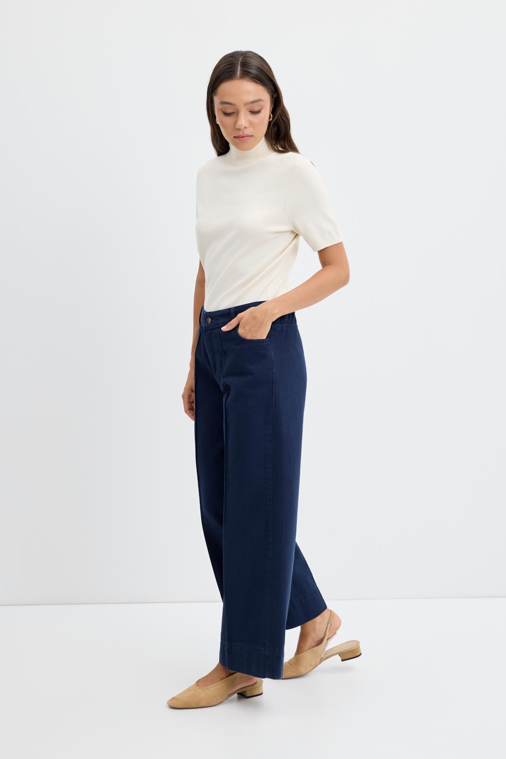 Pantalon en gabardine bleu marine à double revers
